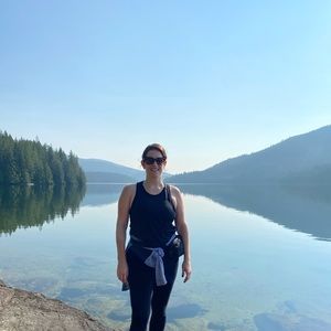 Meet your Posher, Lesley